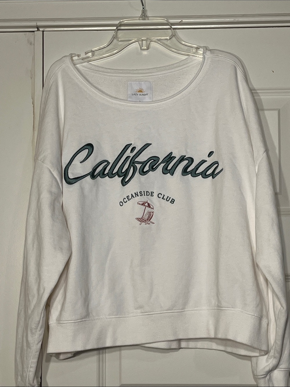Sunday White‎ Crewneck Sweatshirt with Embroidered California size Large